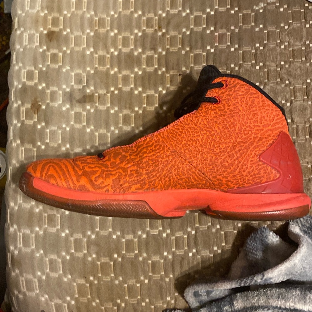 Jordan 11 limited edition Sunset, orange Superfly 4 size 11